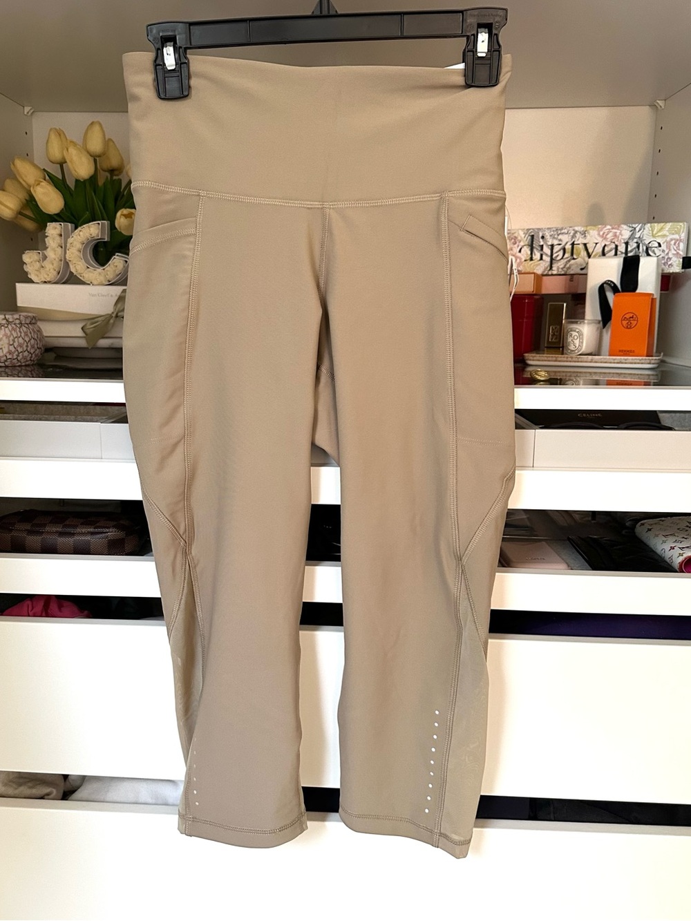 Old Navy Beige High-Rise Cropped Performance Leggings BRAND NEW